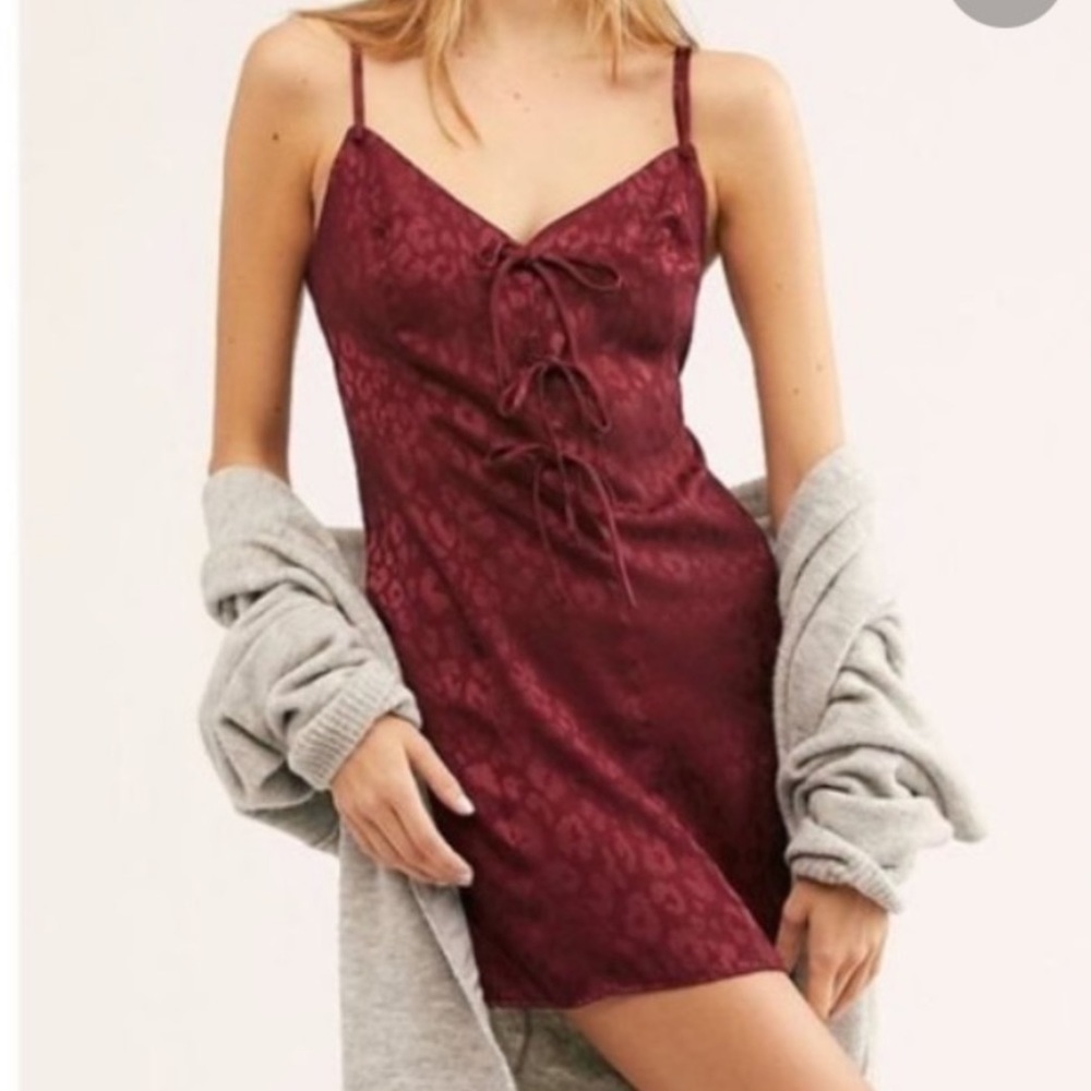 NWT Free People Bow-dacious Mini Slip SMALL